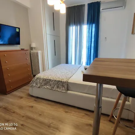 Studio In Kallithea Next To Kiprou Square-3